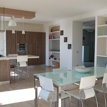 KOKOROS HOME, luminosa villa nel Monferrato. CastellʼAlfero Esterno foto